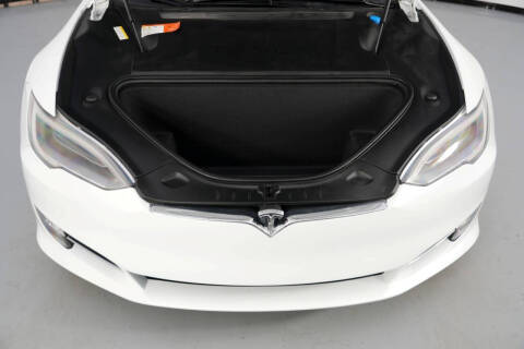 2017 Tesla Model S 90D