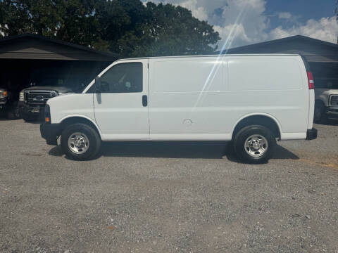 2022 Chevrolet Express 2500