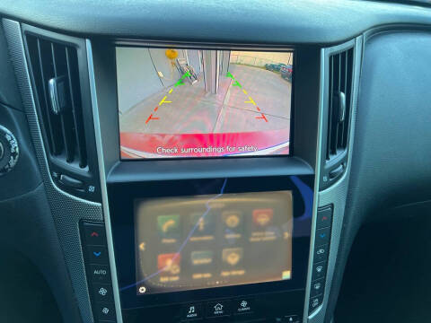 2015 Infiniti Q50