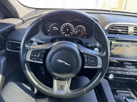 2018 Jaguar F-PACE S