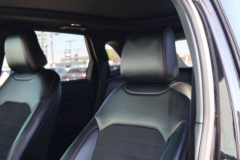 2020 Ford Edge ST Line