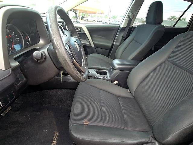 2016 Toyota RAV4 LE