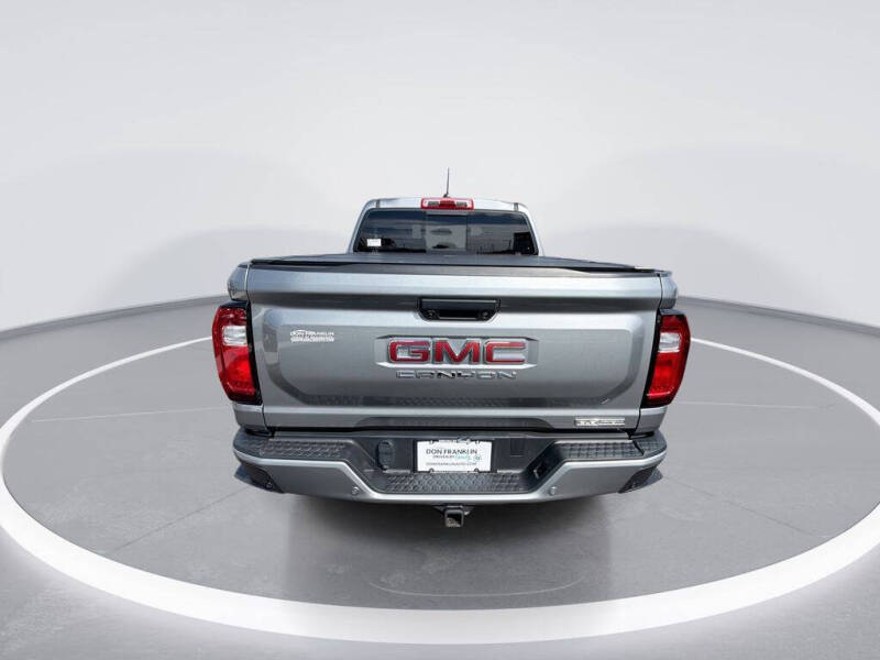 2024 GMC Canyon Elevation