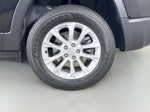 2022 Jeep Cherokee Latitude Lux