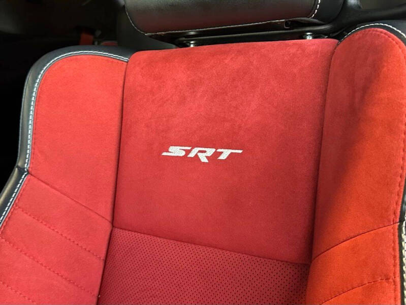 2016 Dodge Challenger SRT Hellcat