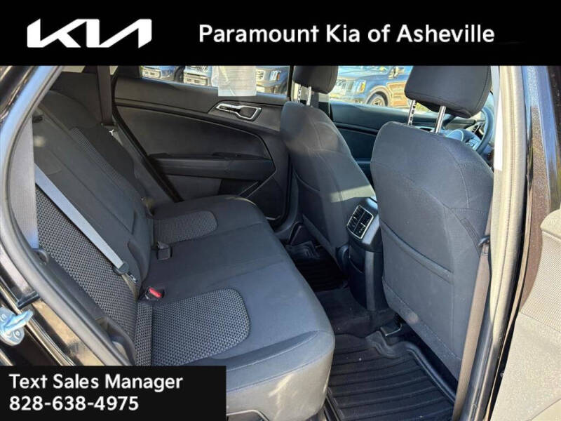 2023 Kia Sportage Hybrid LX