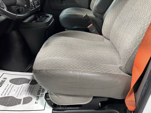 2022 Chevrolet Express 3500