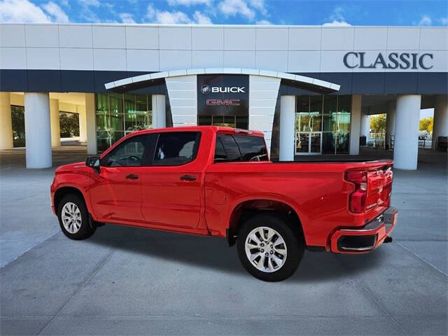 2024 Chevrolet Silverado 1500 Custom