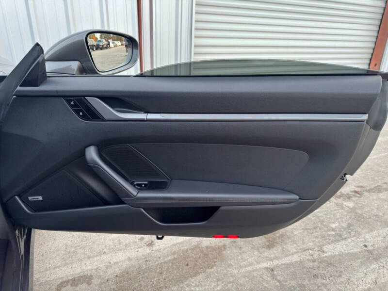 2021 Porsche 911 Carrera