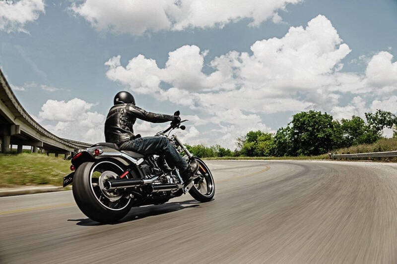 2016 Harley-Davidson Breakout