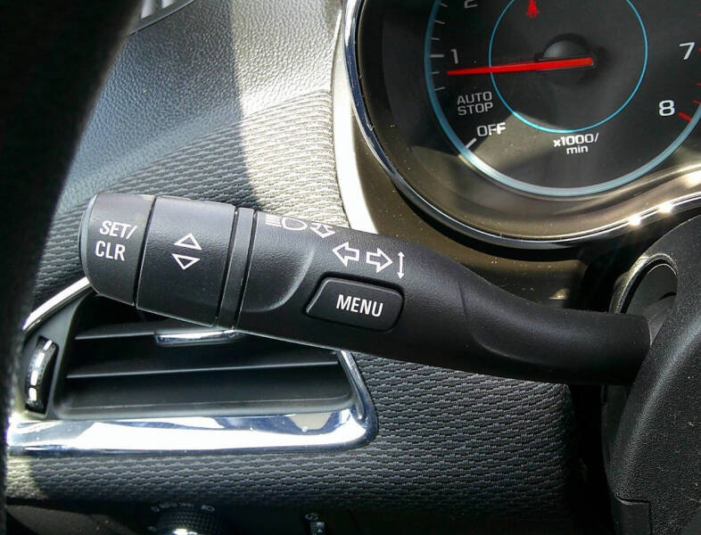 2017 Chevrolet Cruze LS Auto