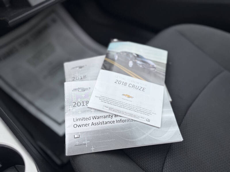 2018 Chevrolet Cruze LS Auto