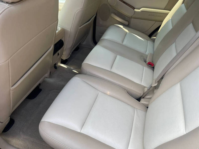 2006 Ford Explorer Eddie Bauer
