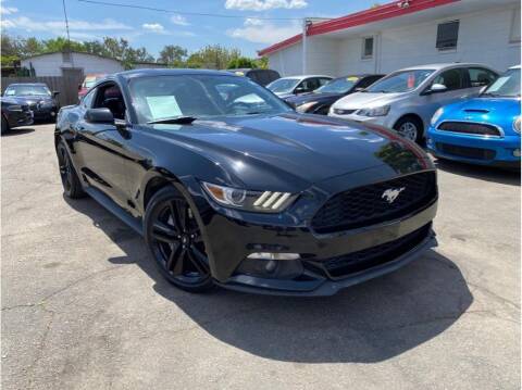 2015 Ford Mustang for sale at Dealers Choice Inc in Farmersville CA