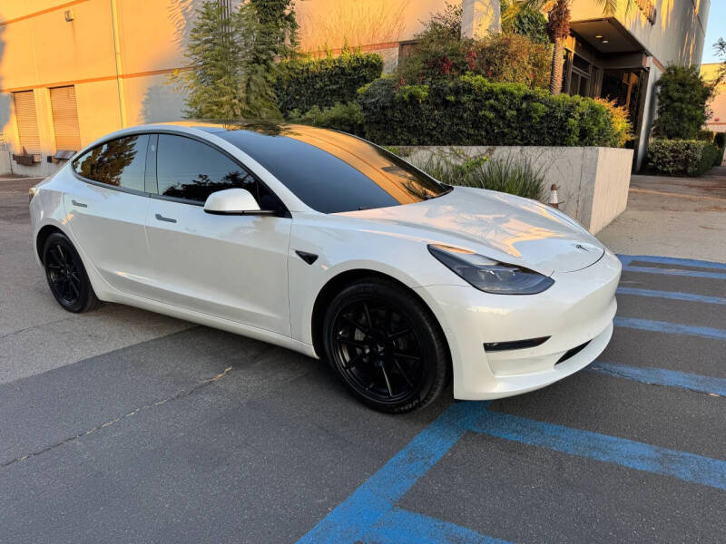 2021 Tesla Model 3 Standard Range Plus