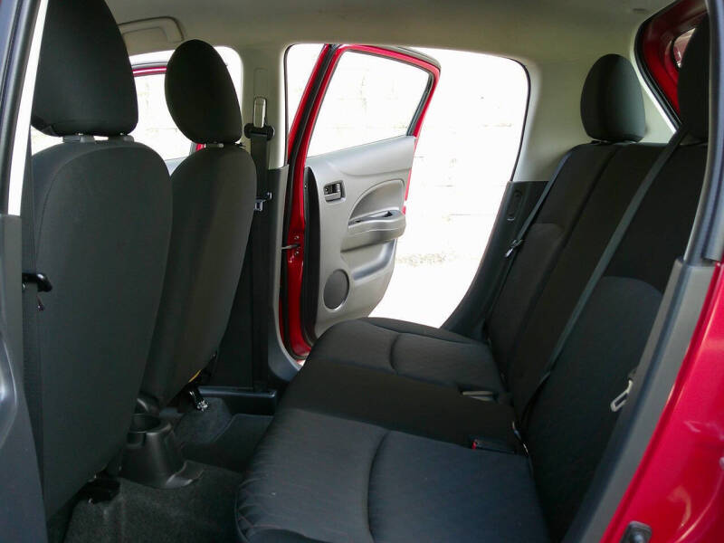 2024 Mitsubishi Mirage ES