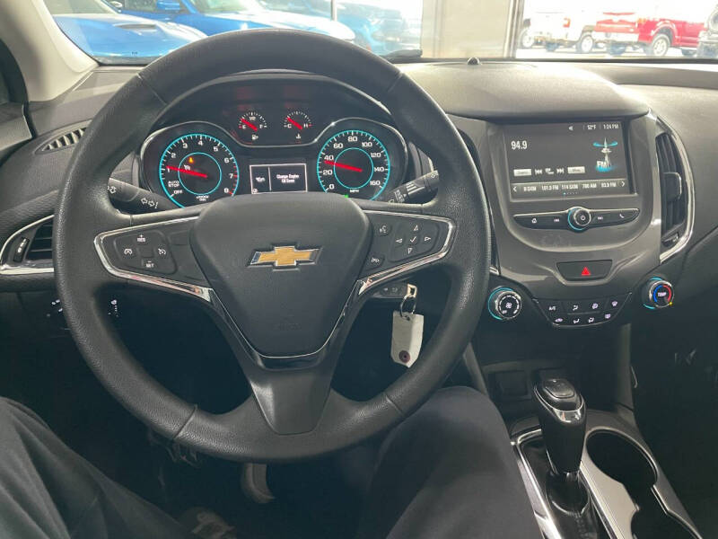 2018 Chevrolet Cruze LT Auto