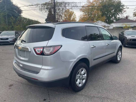 2017 Chevrolet Traverse LS