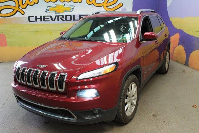 Used 2016 Jeep Cherokee Limited with VIN 1C4PJMDS2GW144591 for sale in Grand Ledge, MI