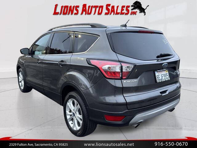 2018 Ford Escape SE