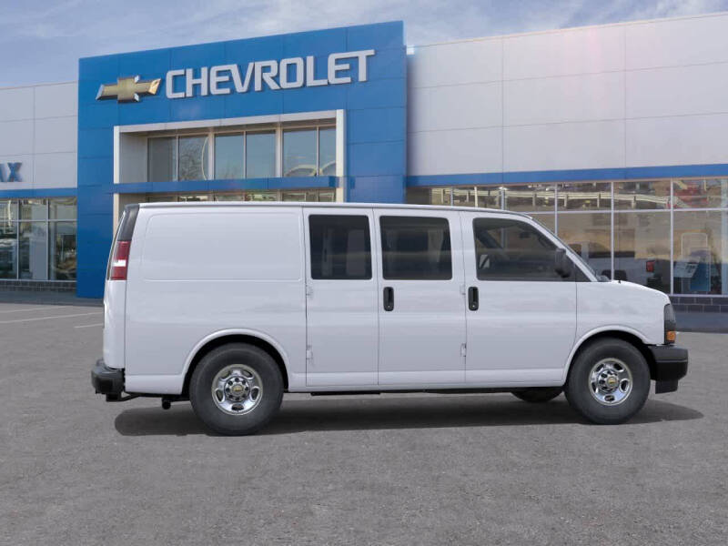 2026 Chevrolet Express 2500