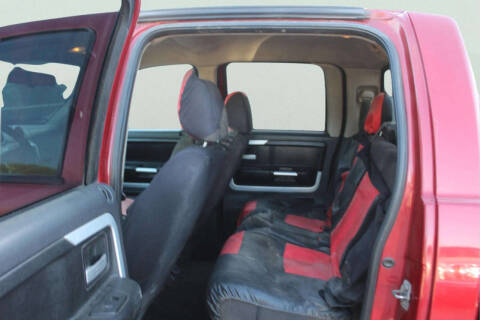 2008 Mitsubishi Raider LS