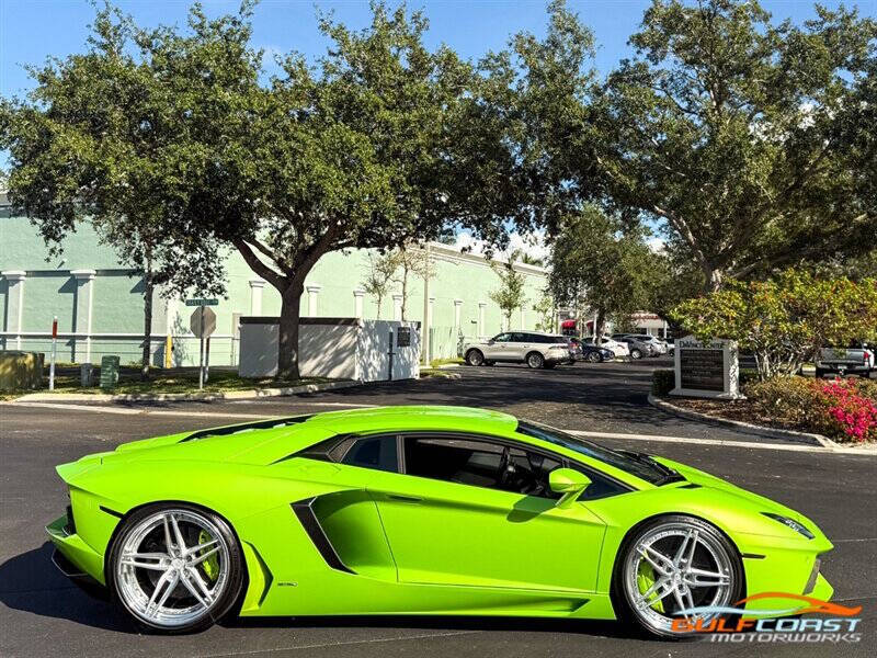 2014 Lamborghini Aventador LP 700-4