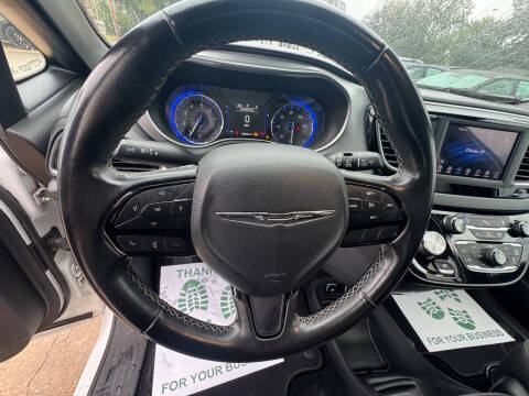 2019 Chrysler Pacifica Touring Plus