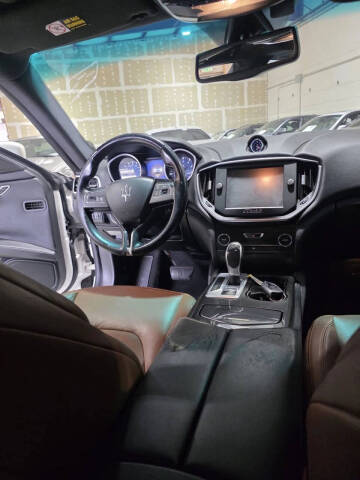 2015 Maserati Ghibli