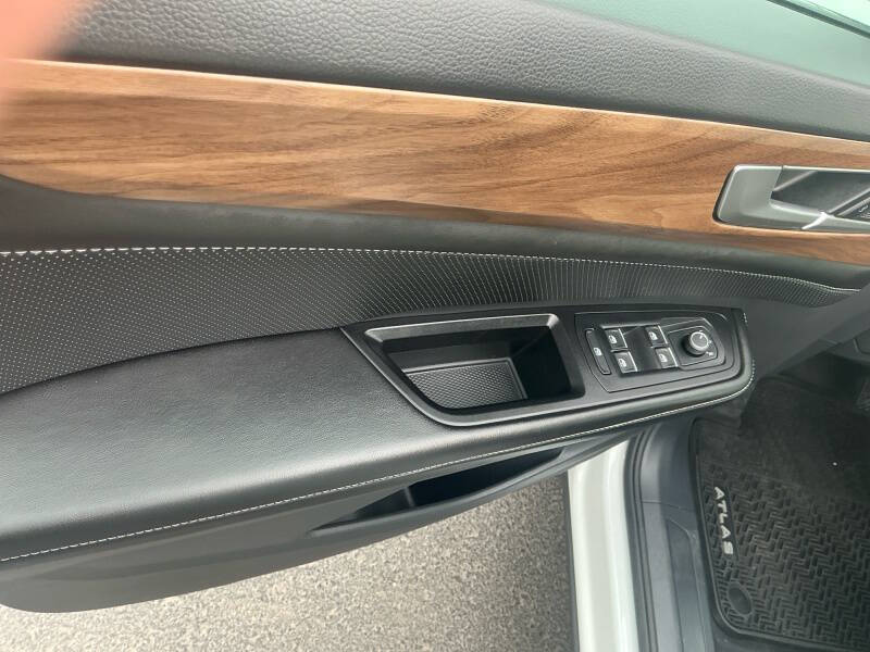 2024 Volkswagen Atlas SE 4Motion