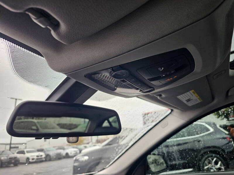 2015 BMW 5 Series 528i