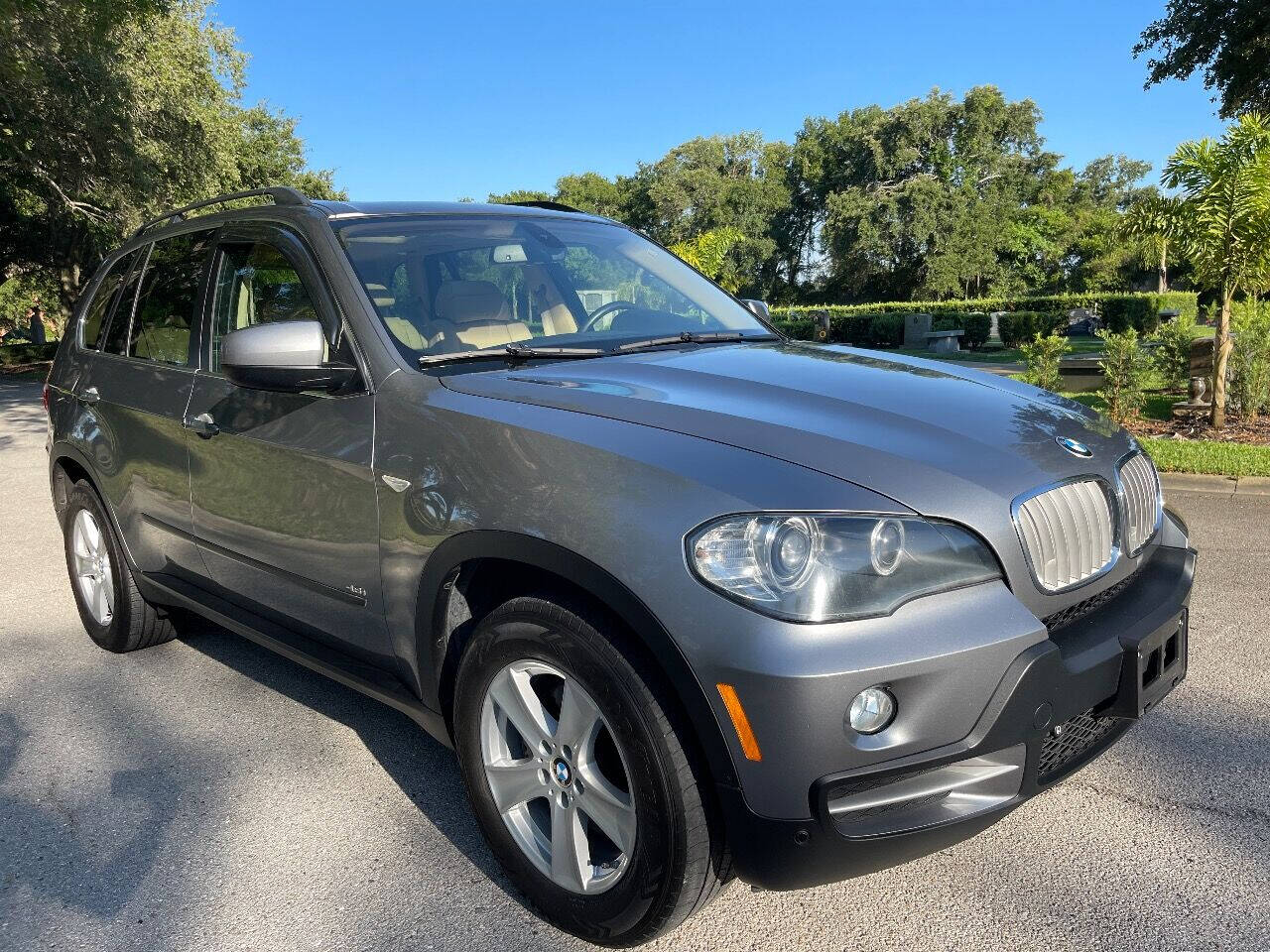 2007 BMW X5 for sale at ROADHOUSE AUTO SALES INC. in Tampa, FL