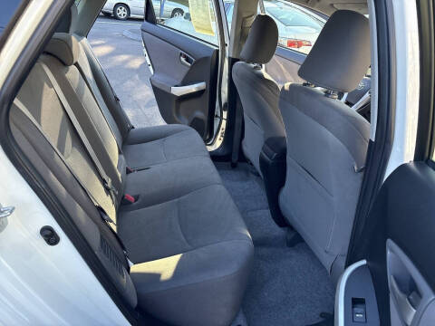 2013 Toyota Prius Plug-in Hybrid