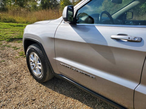 2020 Jeep Grand Cherokee Laredo