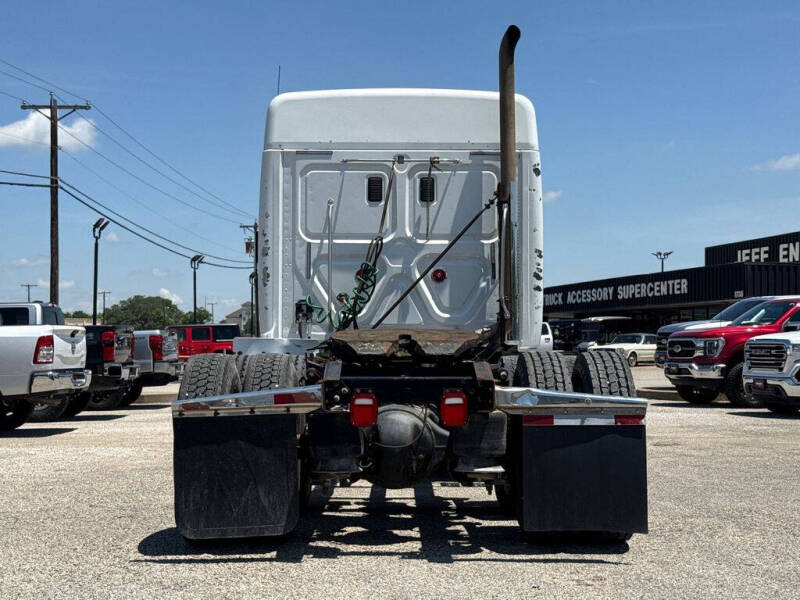2012 Freightliner Cascadia