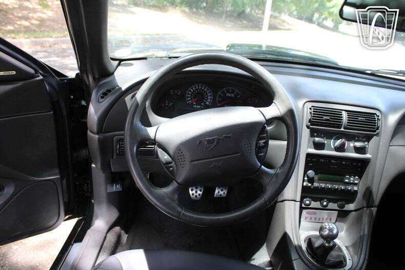 2001 Ford Mustang