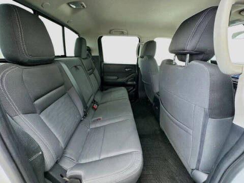 2022 Nissan Frontier SV