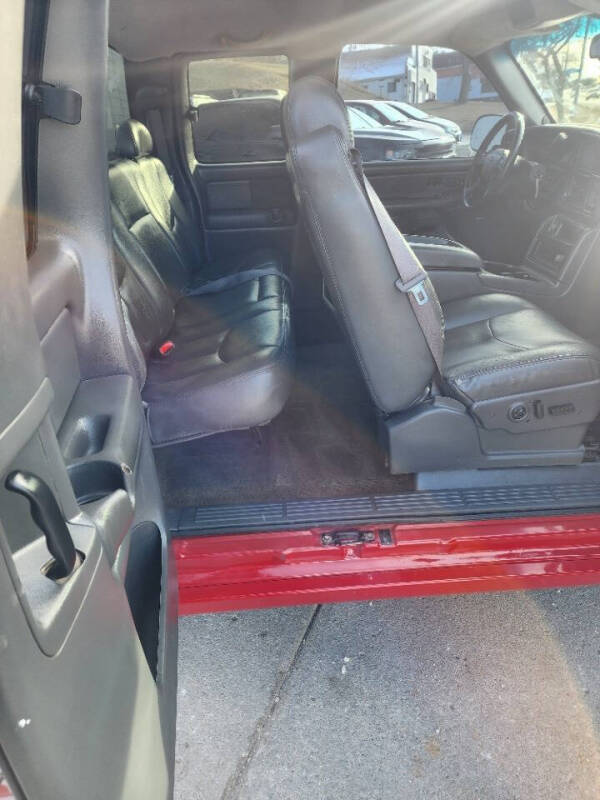 2004 Chevrolet Silverado 1500 SS