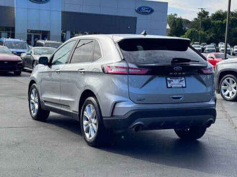 2024 Ford Edge Titanium