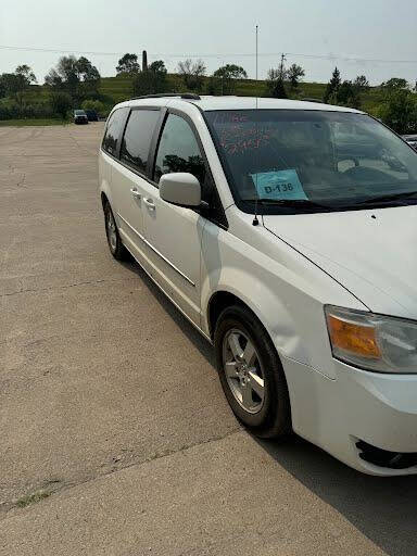 2010 Dodge Grand Caravan null photo 5