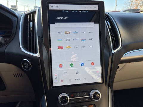 2022 Ford Edge Titanium