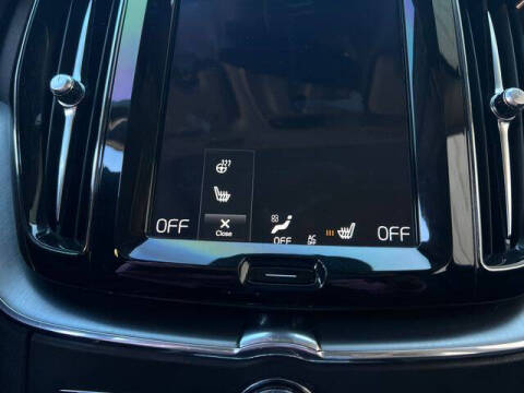 2018 Volvo XC60 T5 Momentum