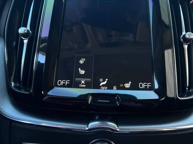 2018 Volvo XC60 T5 Momentum