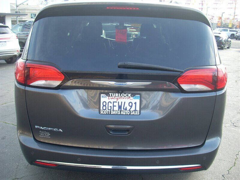 2018 Chrysler Pacifica Touring L Plus