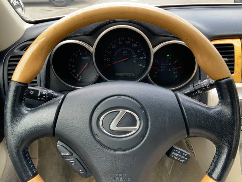 2002 Lexus SC 430