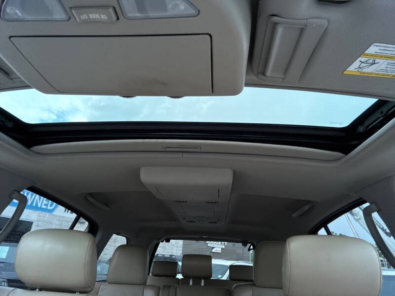 2012 Nissan Armada Platinum