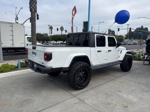 2020 Jeep Gladiator Overland