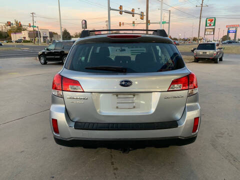 2014 Subaru Outback 2.5i