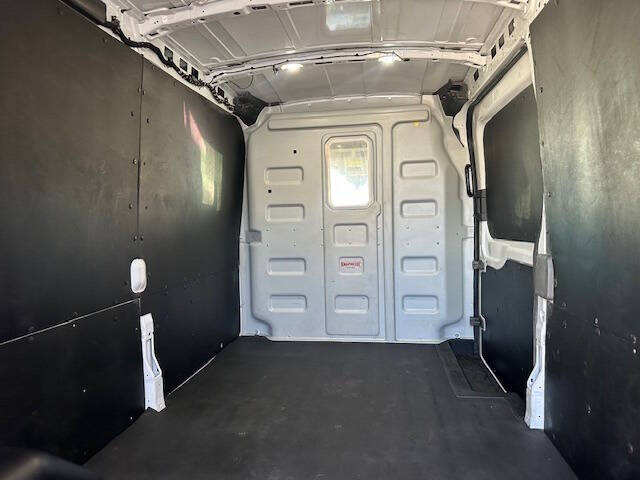 2023 Ford Transit 250