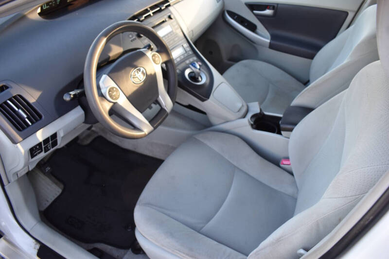 2011 Toyota Prius Two
